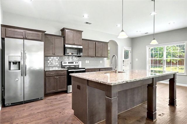 12 alabama Avenue, Sharpsburg, GA 30277