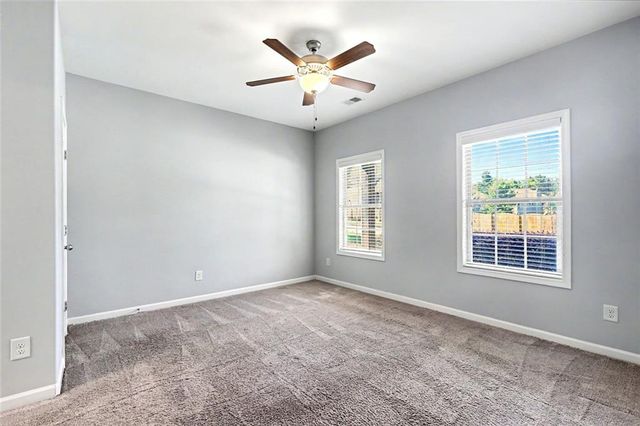 12 alabama Avenue, Sharpsburg, GA 30277