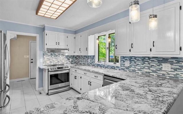 5214 Overlea Drive, Greensboro, NC 27407