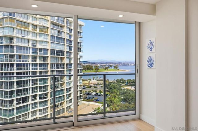 1760 Avenida Del Mundo 801, Coronado, CA 92118