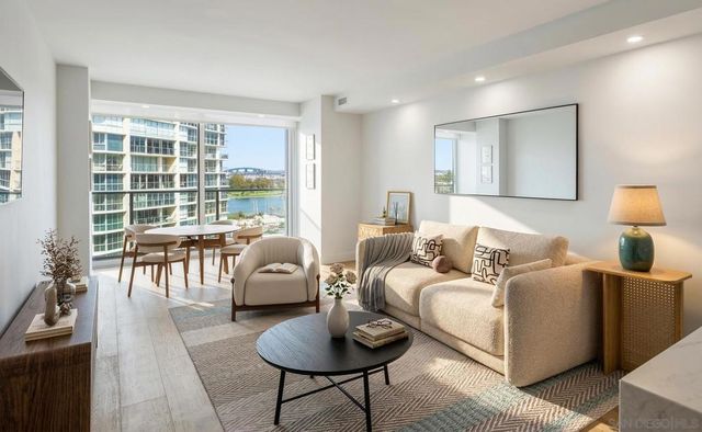 1760 Avenida Del Mundo 801, Coronado, CA 92118