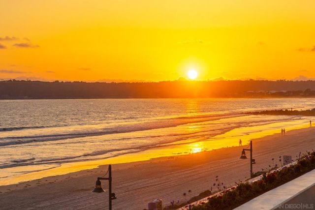 1760 Avenida Del Mundo 801, Coronado, CA 92118
