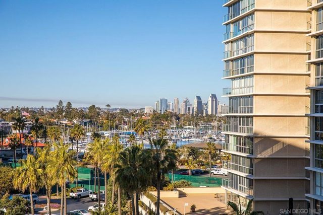 1760 Avenida Del Mundo 801, Coronado, CA 92118