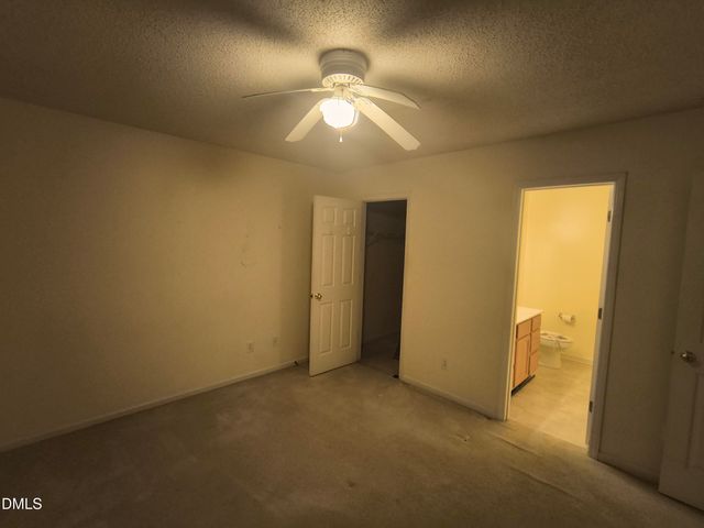 9 Crystal Oaks Court, Durham, NC 27707