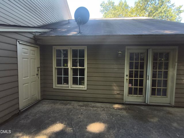 9 Crystal Oaks Court, Durham, NC 27707