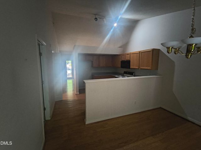 9 Crystal Oaks Court, Durham, NC 27707