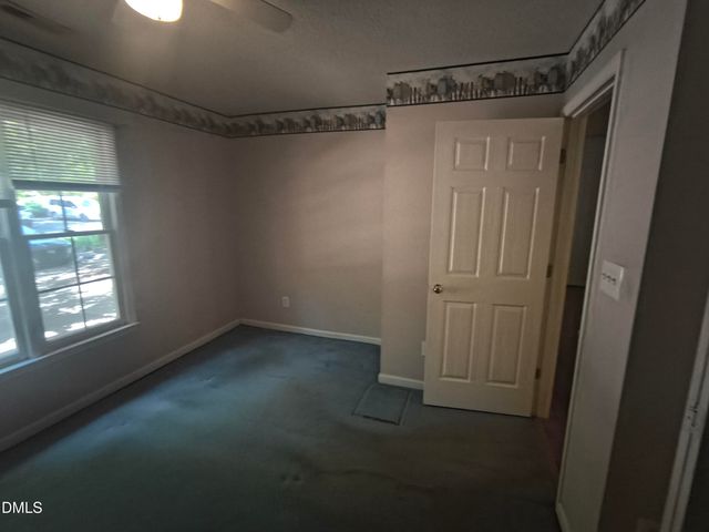 9 Crystal Oaks Court, Durham, NC 27707