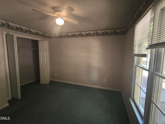 9 Crystal Oaks Court, Durham, NC 27707