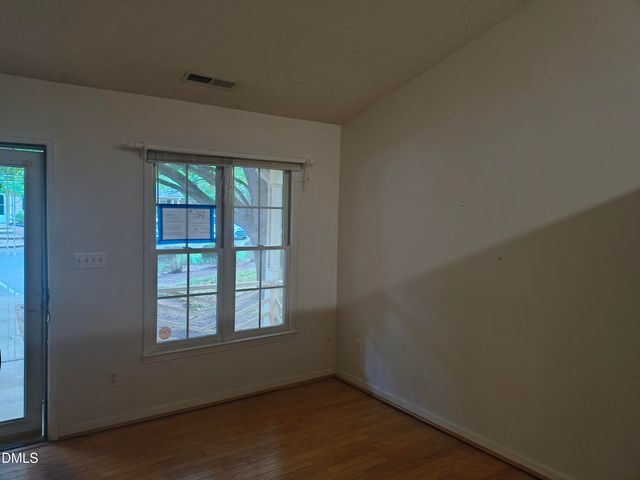 9 Crystal Oaks Court, Durham, NC 27707