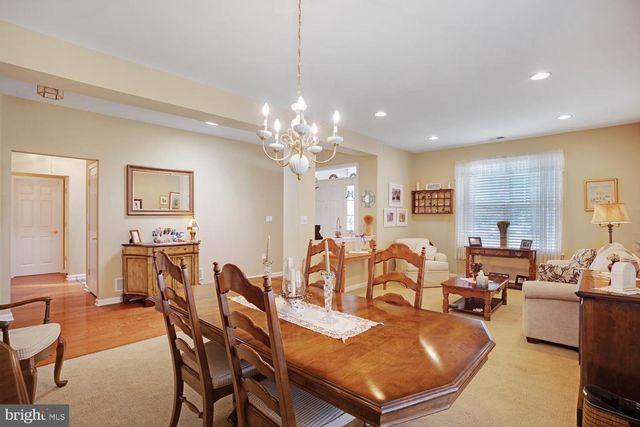 10 HARBOR PL, Barnegat, NJ 08005