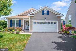 10 HARBOR PL, Barnegat, NJ 08005