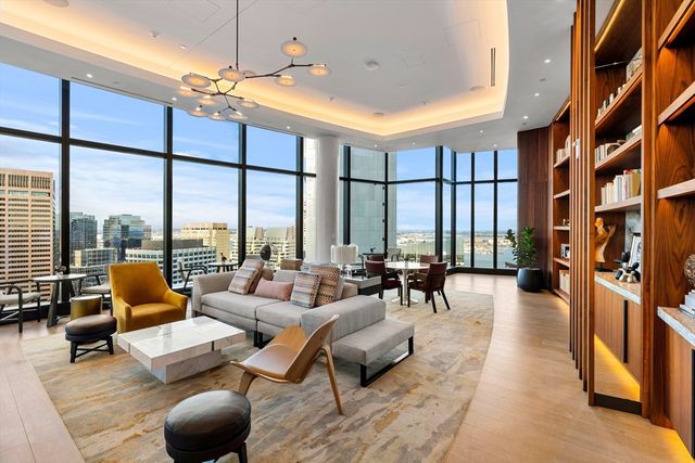 682 Atlantic Ave 37K, Boston, MA 02111