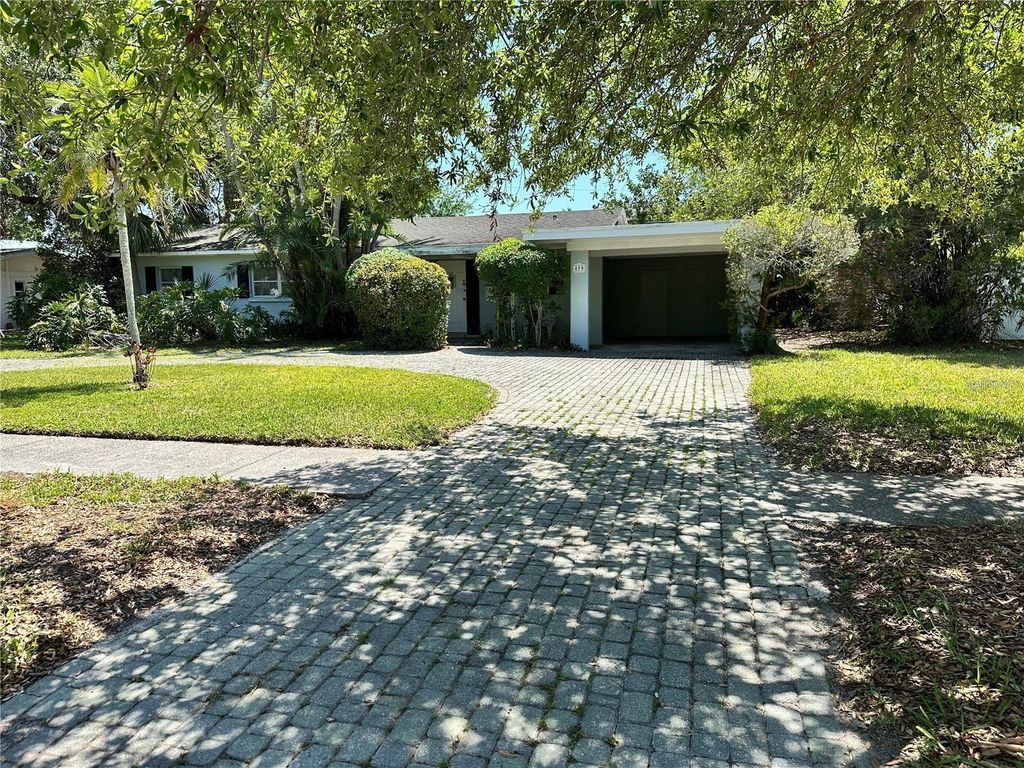 459 BAYVIEW DRIVE NE, St Petersburg, FL 33704