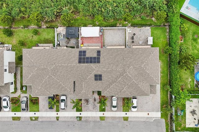 754 SE 19th St, Homestead, FL 33034