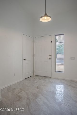 9871 E Paseo San Bernardo, Tucson, AZ 85747