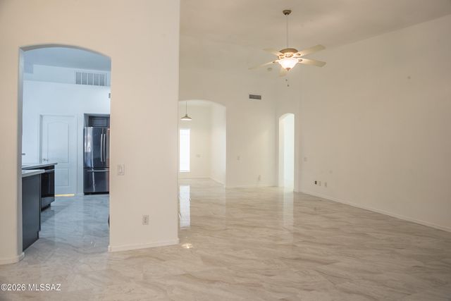 9871 E Paseo San Bernardo, Tucson, AZ 85747