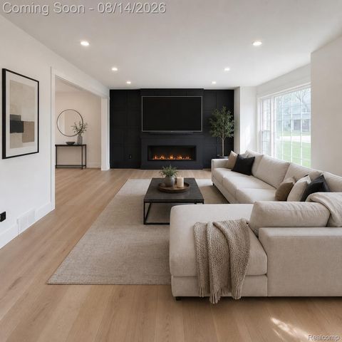 7275 Old Coach Trail, Washington Township, MI 48094