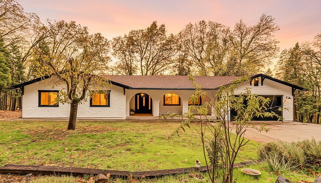 13815 Franciscan Way, Grass Valley, CA 95945