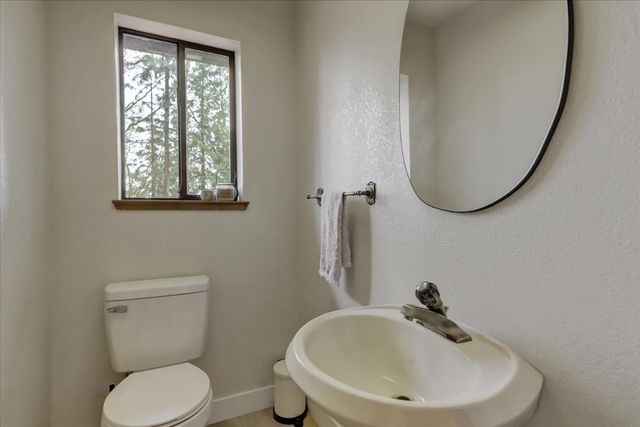 13815 Franciscan Way, Grass Valley, CA 95945