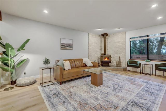 13815 Franciscan Way, Grass Valley, CA 95945