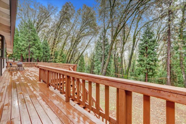 13815 Franciscan Way, Grass Valley, CA 95945