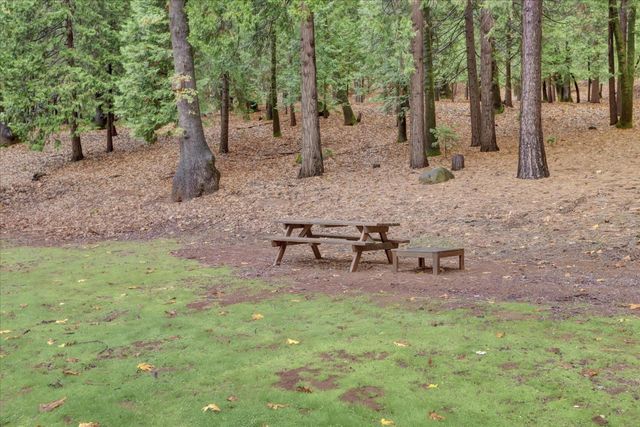 13815 Franciscan Way, Grass Valley, CA 95945