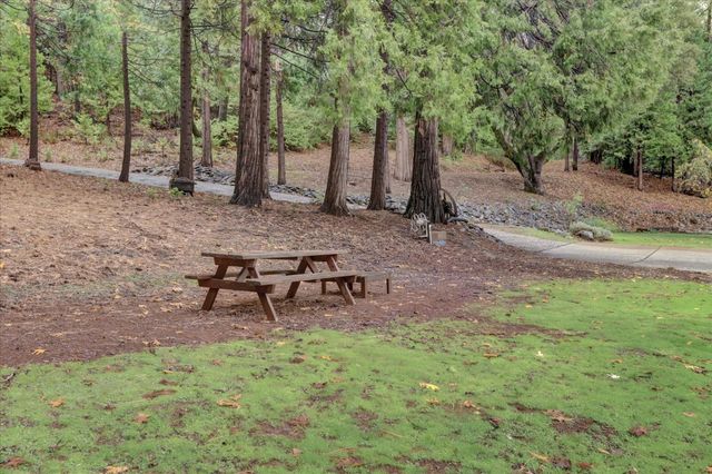 13815 Franciscan Way, Grass Valley, CA 95945