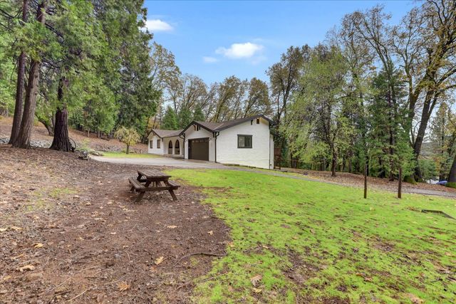 13815 Franciscan Way, Grass Valley, CA 95945