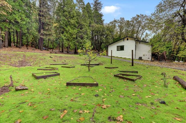 13815 Franciscan Way, Grass Valley, CA 95945