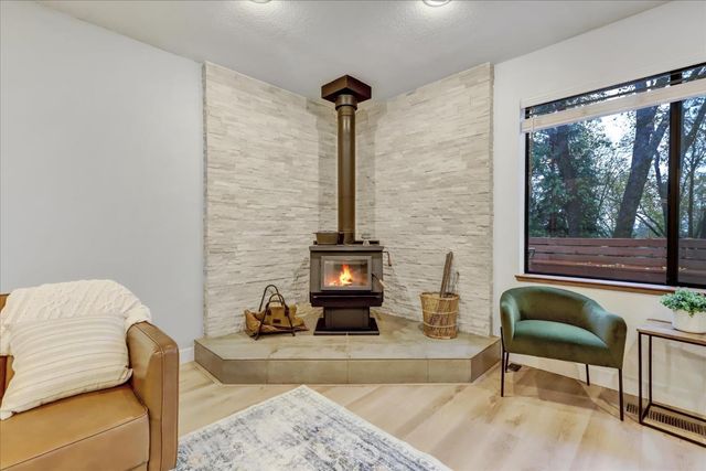 13815 Franciscan Way, Grass Valley, CA 95945