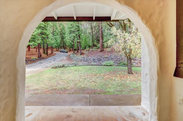 13815 Franciscan Way, Grass Valley, CA 95945