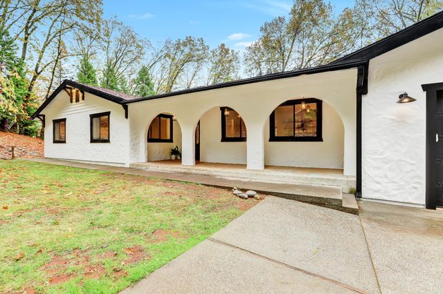 13815 Franciscan Way, Grass Valley, CA 95945