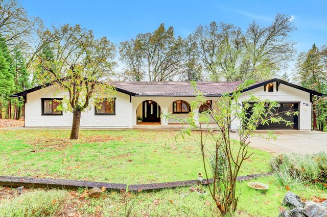 13815 Franciscan Way, Grass Valley, CA 95945