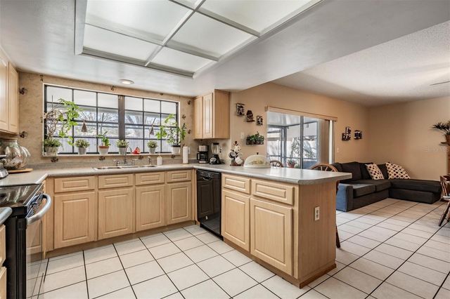 12604 RAIN FOREST STREET, Temple Terrace, FL 33617