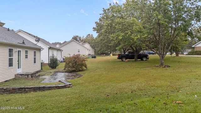 1029 Cove Circle, Clayton, NC 27520