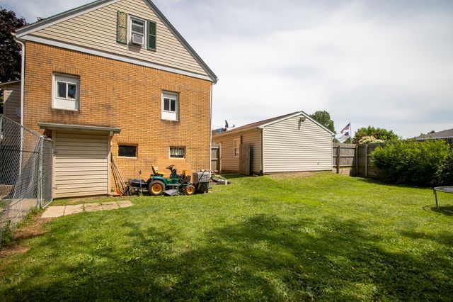4014 ROYAL Avenue, Erie, PA 16509