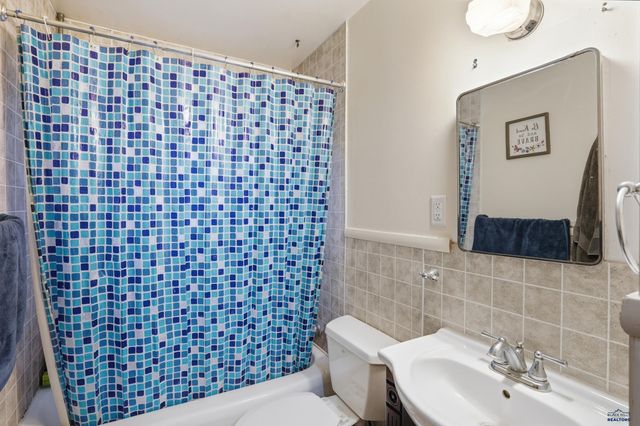 210 STANLEY CT, Rapid City, SD 57702