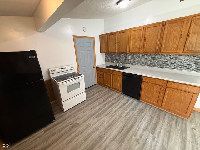 503 Edgewood Drives, Brazil, IN 47834