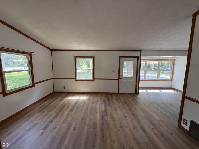 503 Edgewood Drives, Brazil, IN 47834