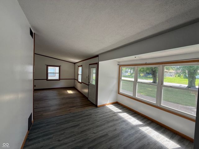 503 Edgewood Drives, Brazil, IN 47834