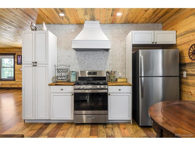 300 GCR 4431, Grand Lake, CO 80447