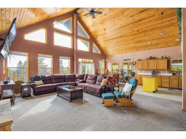 300 GCR 4431, Grand Lake, CO 80447