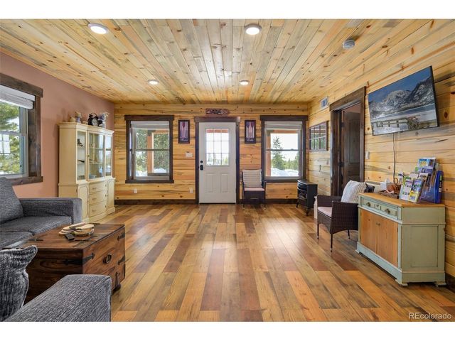 300 GCR 4431, Grand Lake, CO 80447