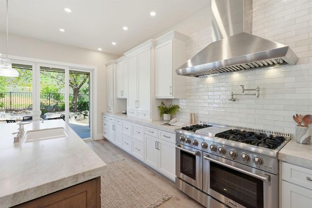 1359 W Terracina Dr, El Dorado Hills, CA 95762