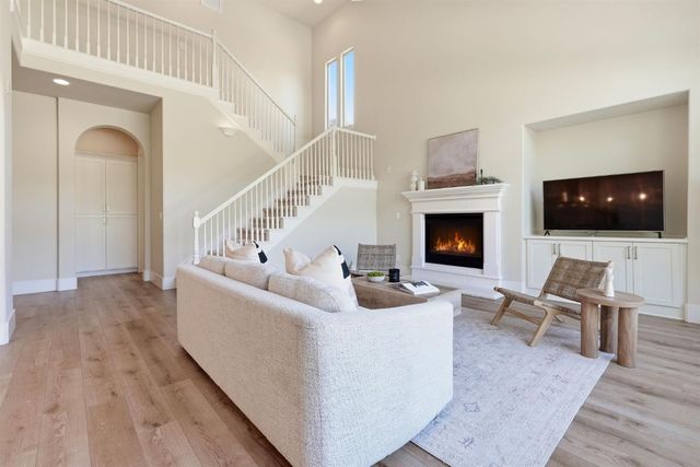 1359 W Terracina Dr, El Dorado Hills, CA 95762