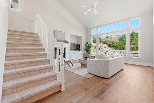 1359 W Terracina Dr, El Dorado Hills, CA 95762