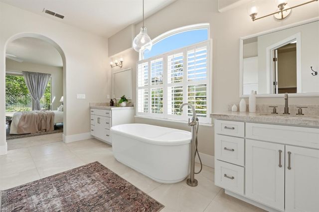 1359 W Terracina Dr, El Dorado Hills, CA 95762