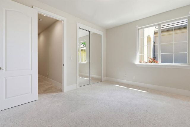 1359 W Terracina Dr, El Dorado Hills, CA 95762