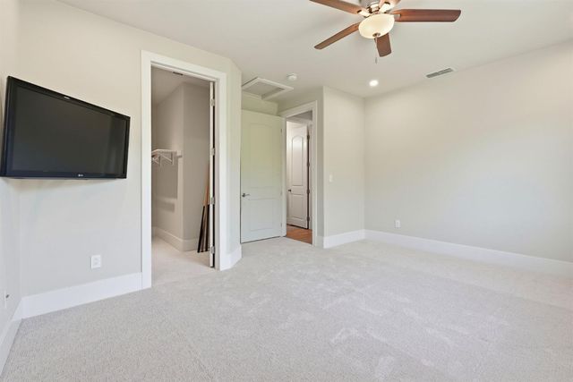 1359 W Terracina Dr, El Dorado Hills, CA 95762