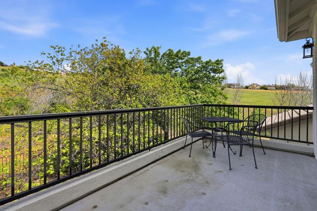 1359 W Terracina Dr, El Dorado Hills, CA 95762